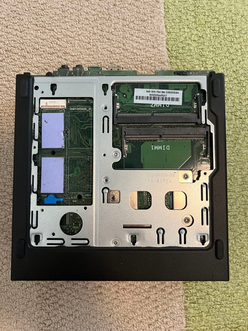 Lenovo ThinkCentre M920q 本体+CPU G4900T