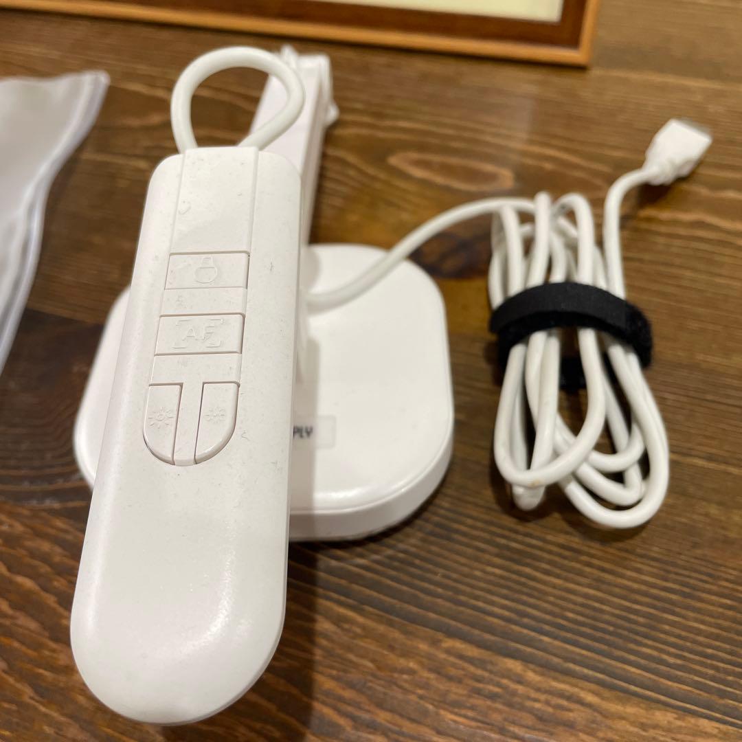 サンワサプライ USB書画カメラ LEDライト搭載 ホワイト CMS-V46W