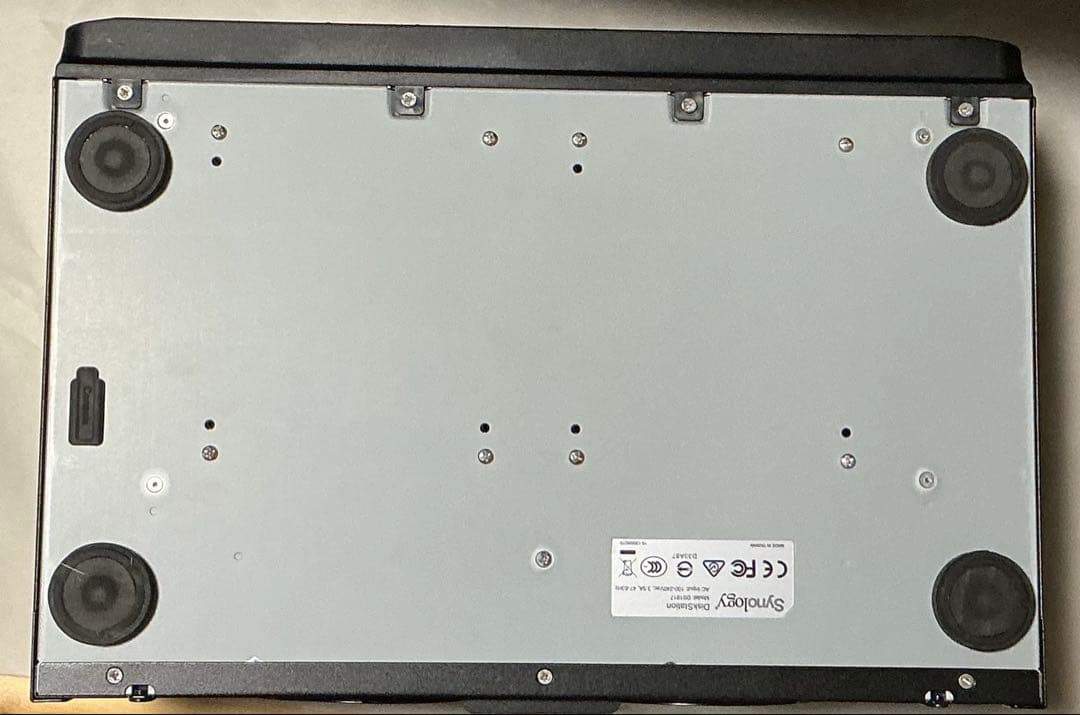 Synology NAS 8ベイ DS1817