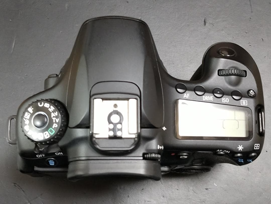 【美品】Canon EOS 60D レンズキット 18-135m 一眼レフカメラ