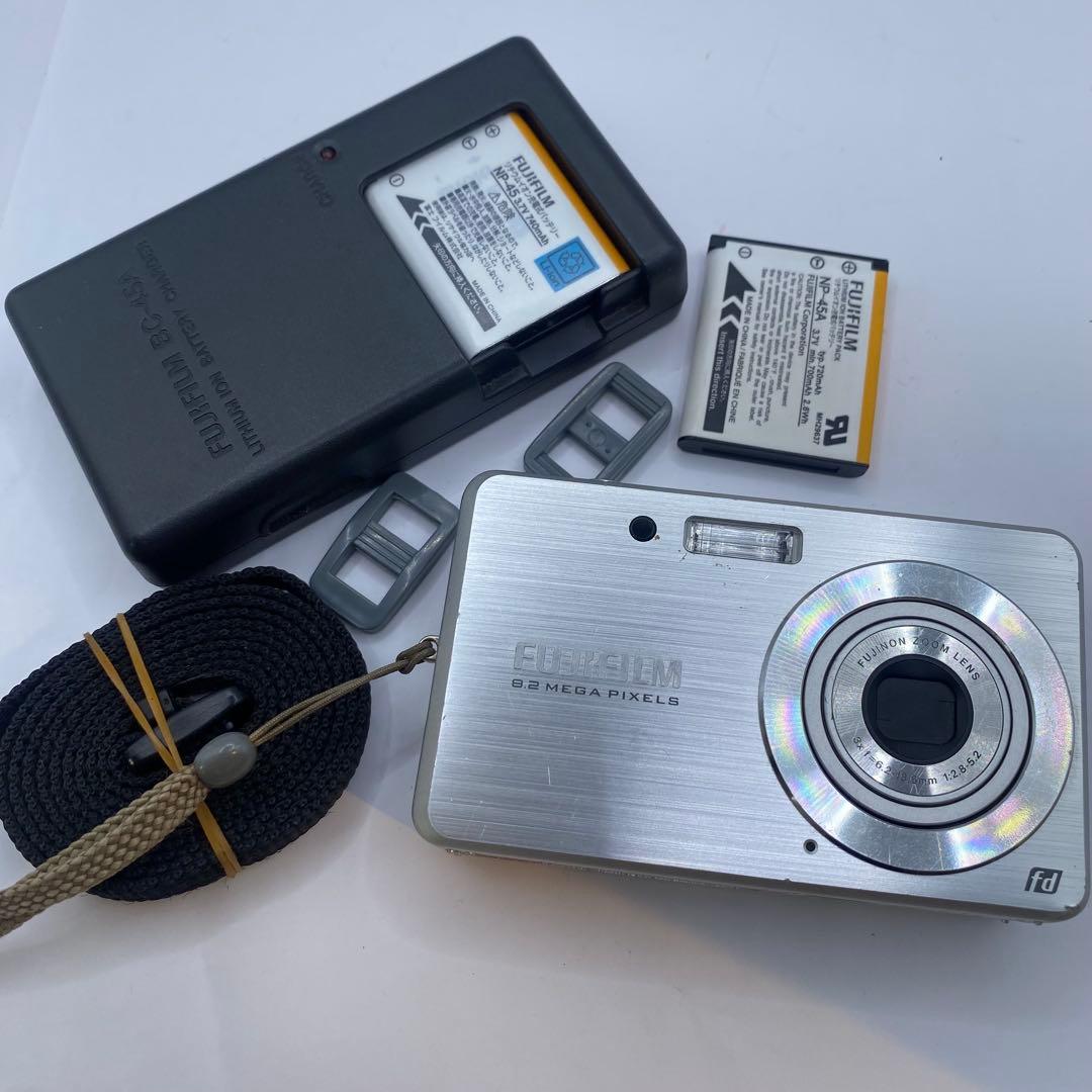 FINEPIX J15 fd デジタルカメラ 6.2メガピクセル