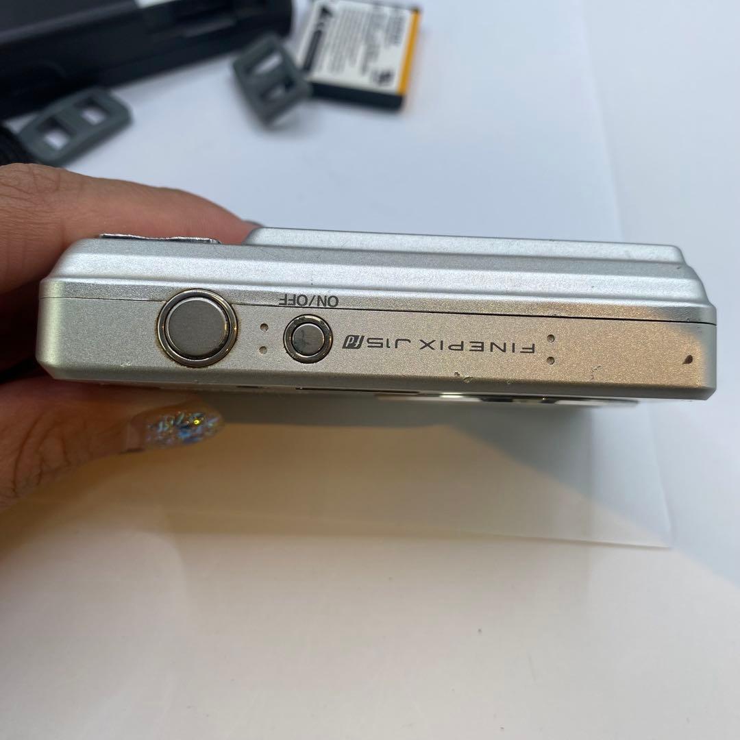 FINEPIX J15 fd デジタルカメラ 6.2メガピクセル