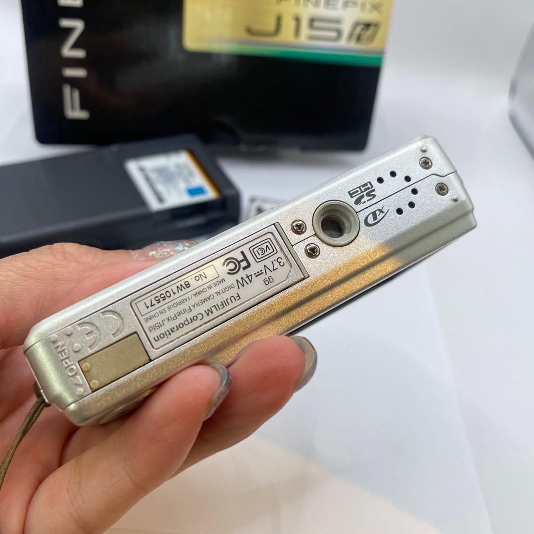 FINEPIX J15 fd デジタルカメラ 6.2メガピクセル