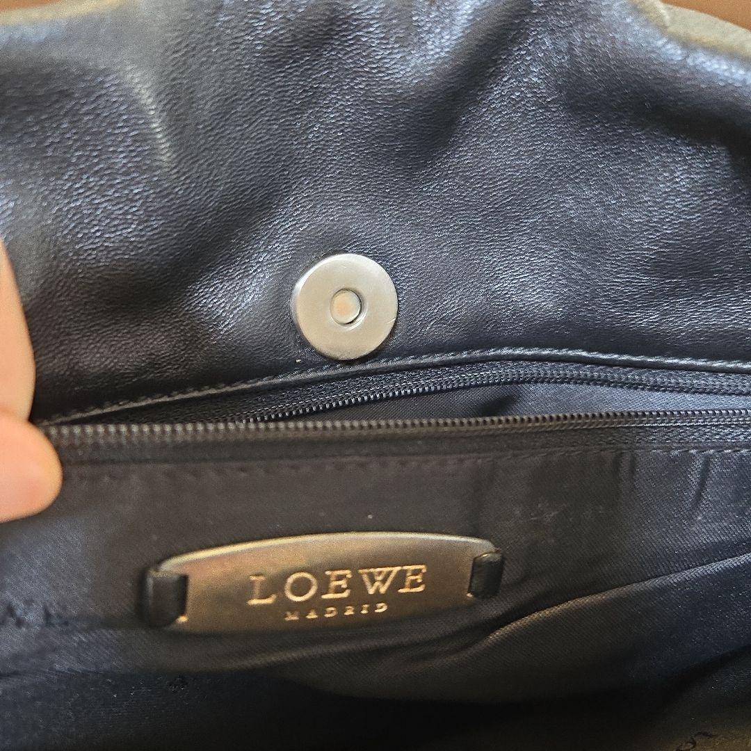 LOEWE　メッセンジャーバッグ