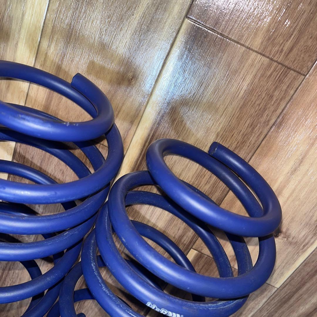 ゴルフ5&ゴルフ5ヴァリアント&ジェッタ用 ダウンサス 1台分 29261-1