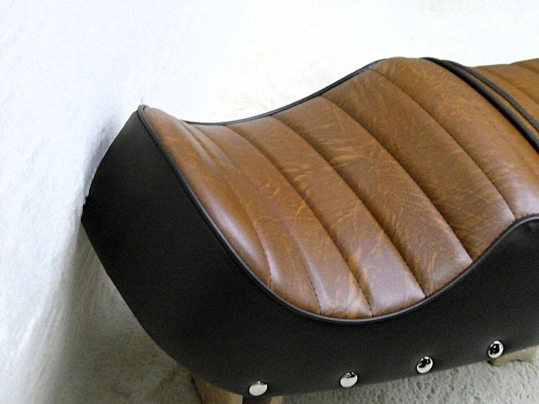 旧CB400F 新アンコ 茶ボタン　タックロールシート/チョビ三 あんこ抜き