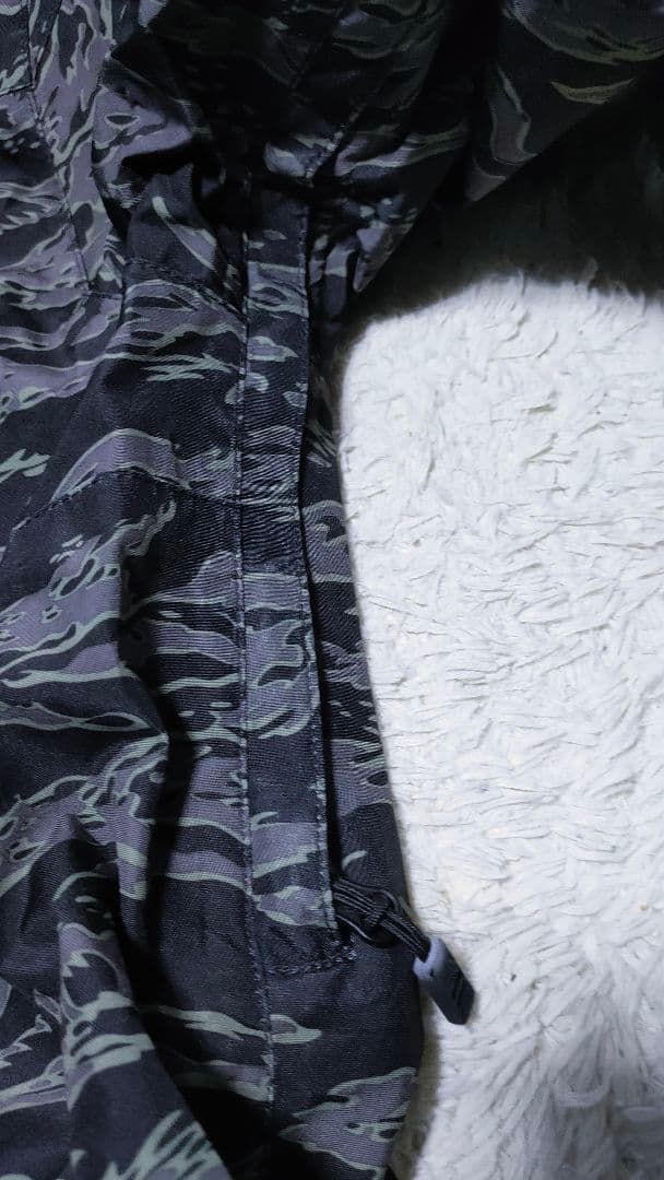 【VOLCOM ボルコム】 スノーボードウェア タイガーカモ ゴアテックス