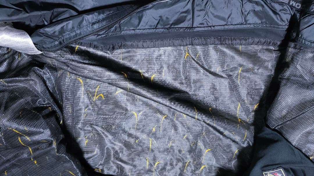 【VOLCOM ボルコム】 スノーボードウェア タイガーカモ ゴアテックス