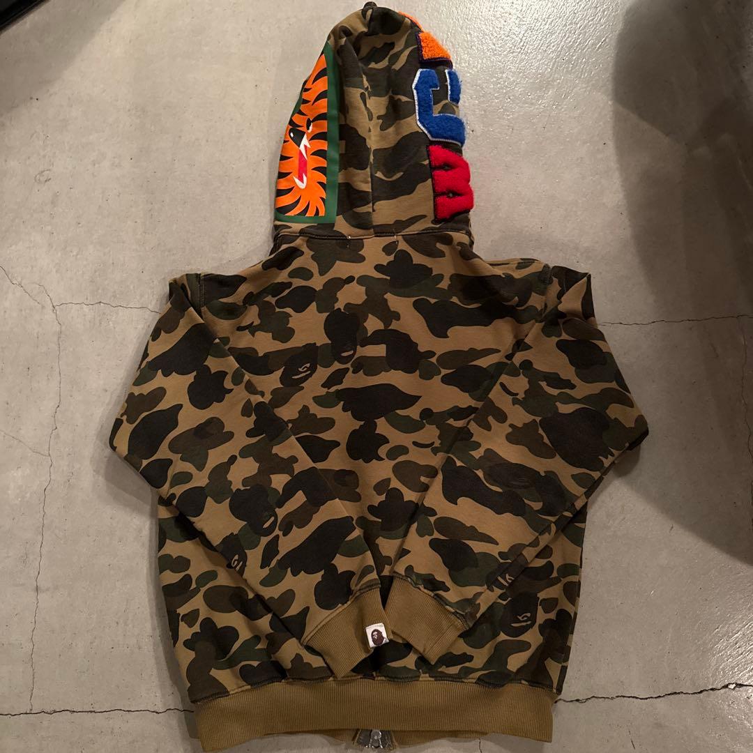 BAPE シャークパーカー　グリーン　M