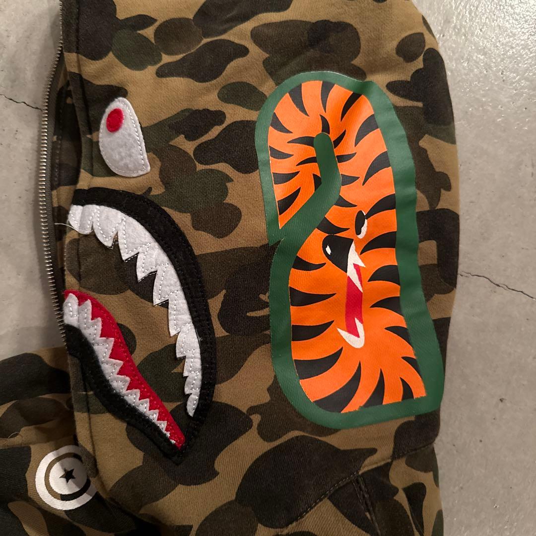 BAPE シャークパーカー　グリーン　M