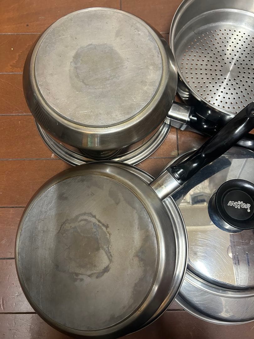 IH対応セット　インコア　INKOR(3コート・小フライパン・蒸しパン・蓋1つ)