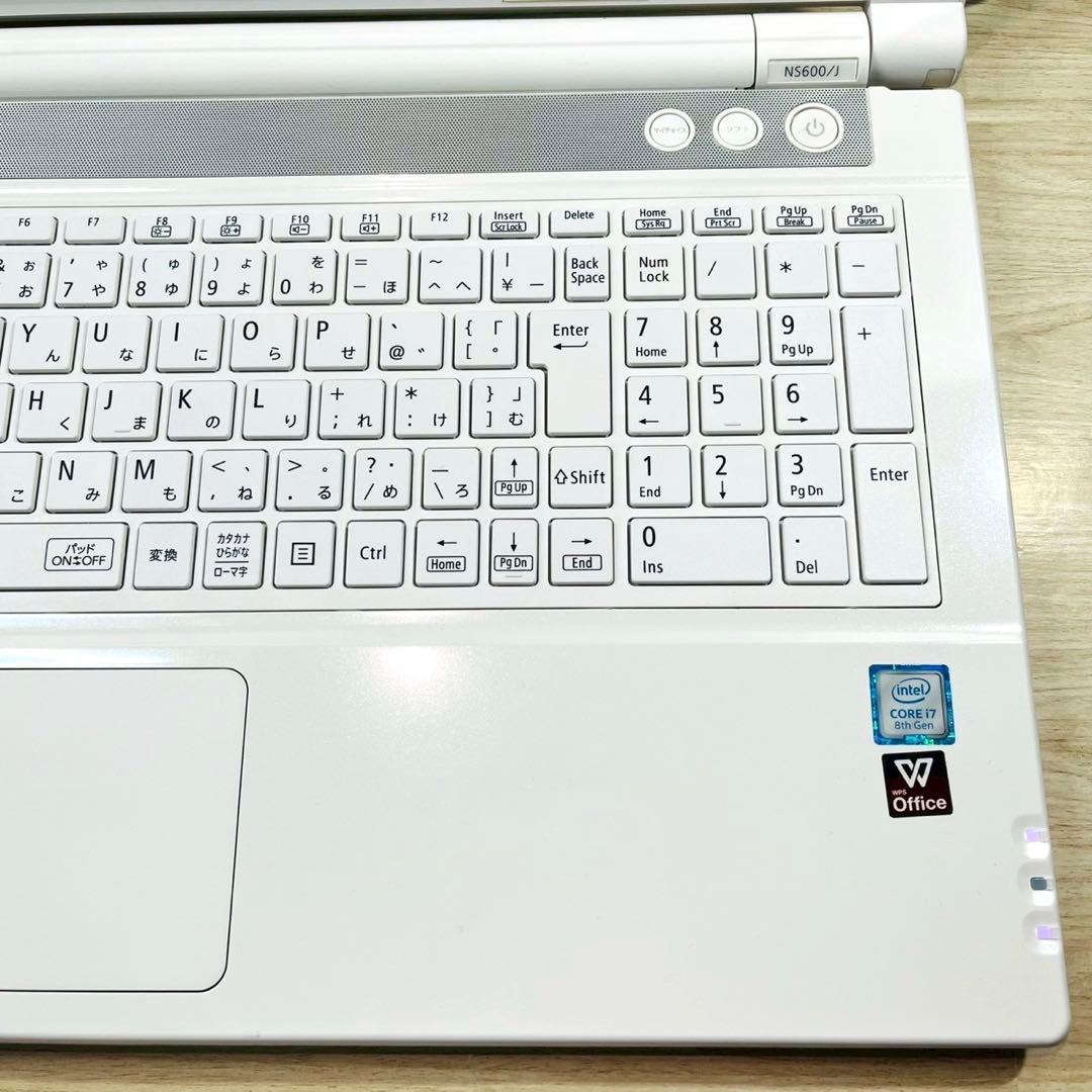 【高性能】8世代i7✨SSD256GB✨カメラ付✨DVD✨ノートパソコン