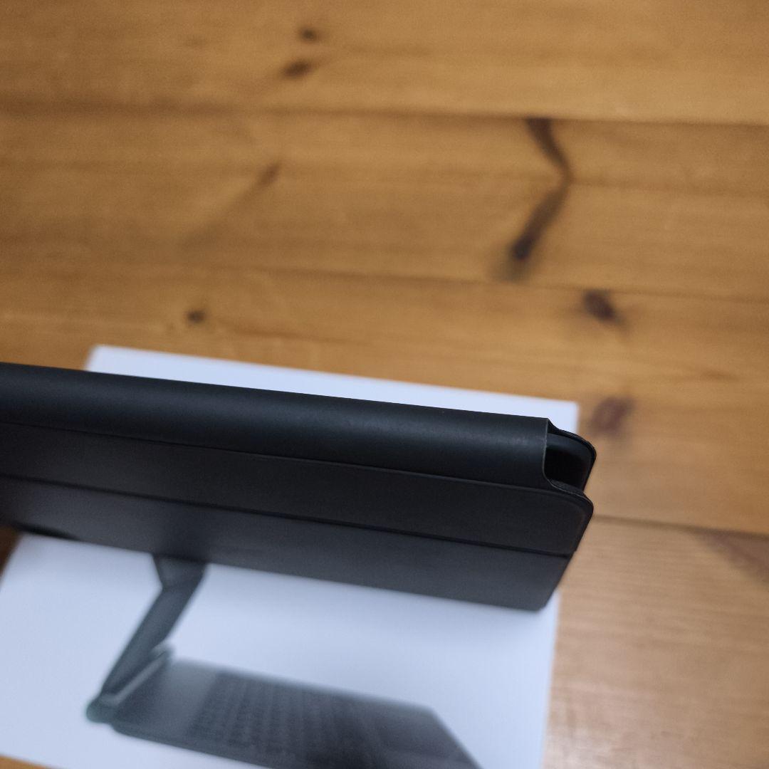 美品　iPad Magic Keyboard 11インチ用 MXQT2J/A