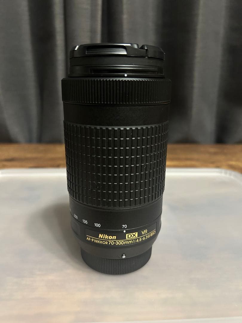 望遠ズームレンズ　Nikon AF-P NIKKOR DX 70-300mm