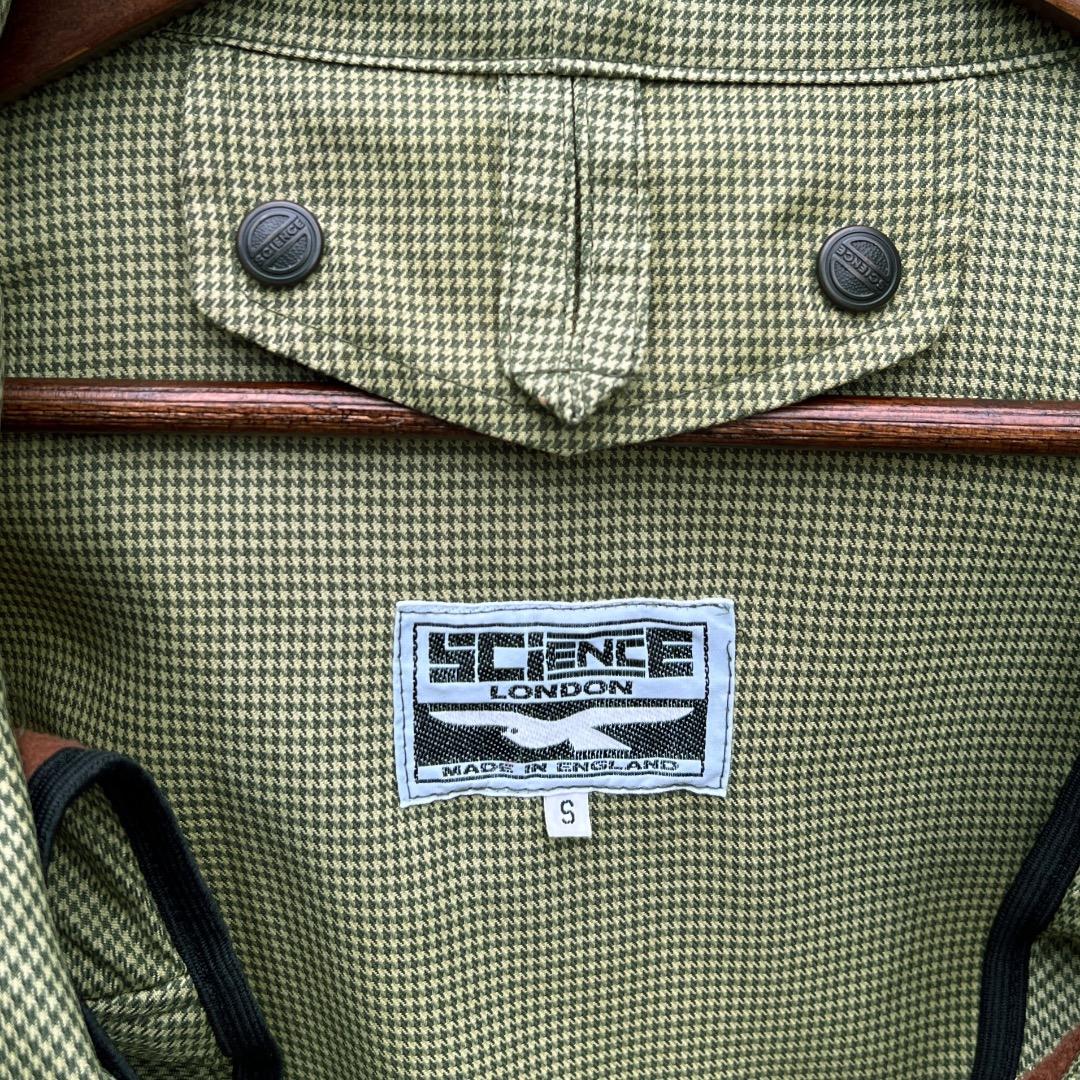 サイエンス SCiENCE LONDON　シップスririジップアッ パーカー