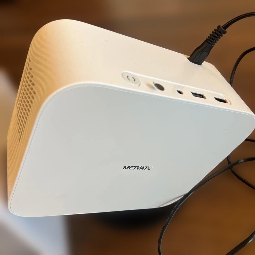 METVATE MV3小型プロジェクター 600ANSI天井投影可スタンド付き