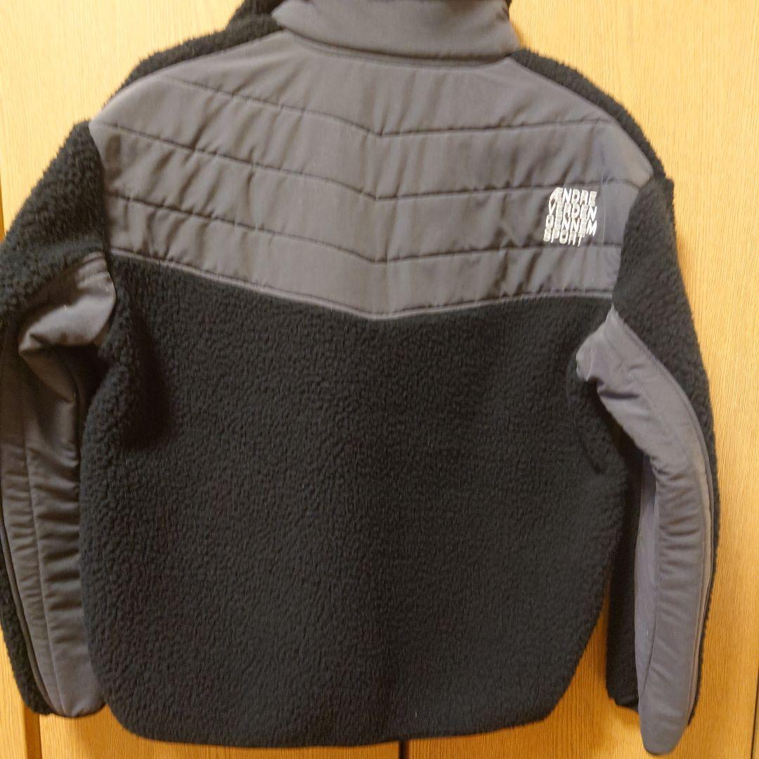 【新品】hummel ボアジップアップジャケット 黒　S・M