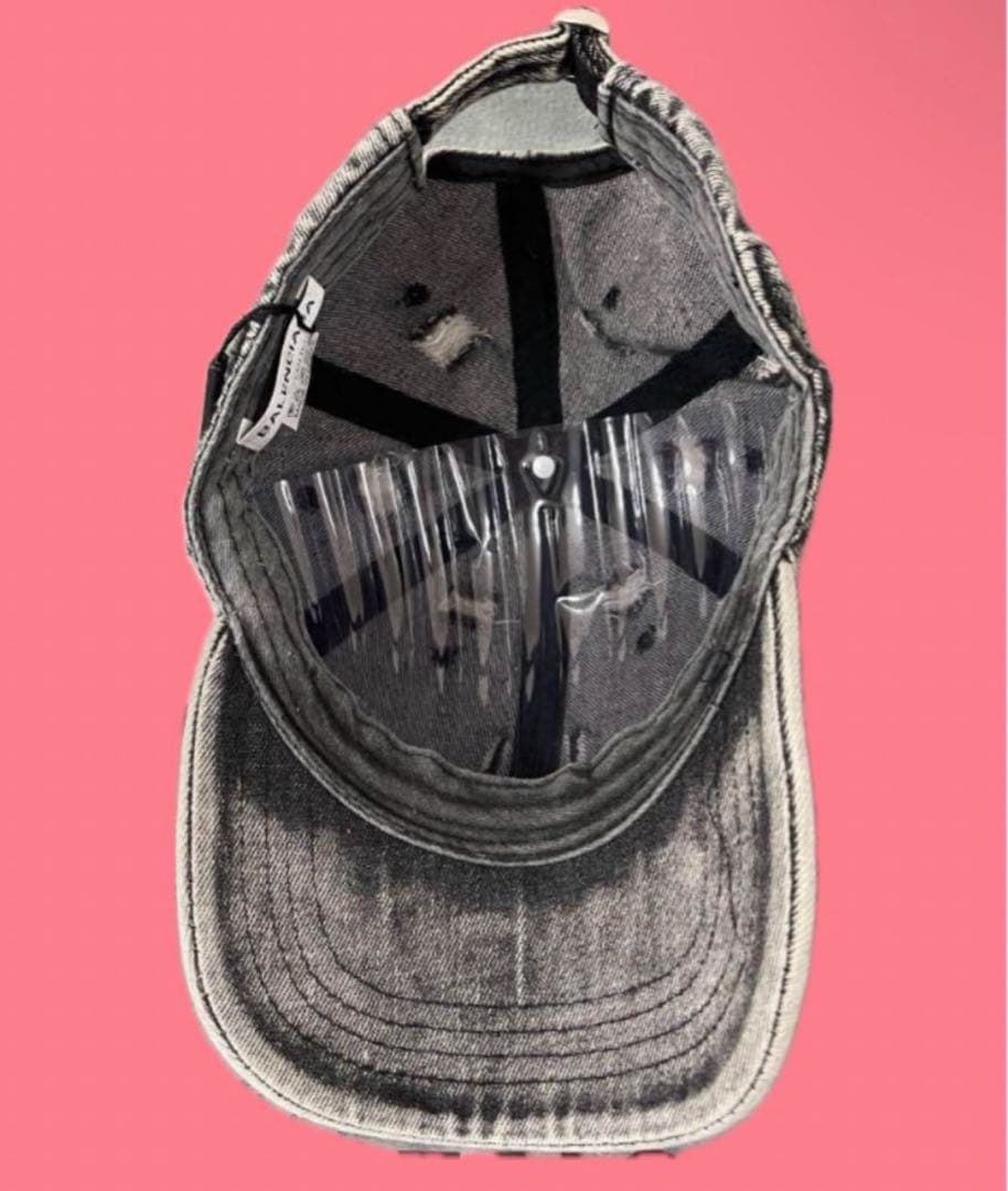BALENCIAGA ダメージ加工 ベースボールキャップ
