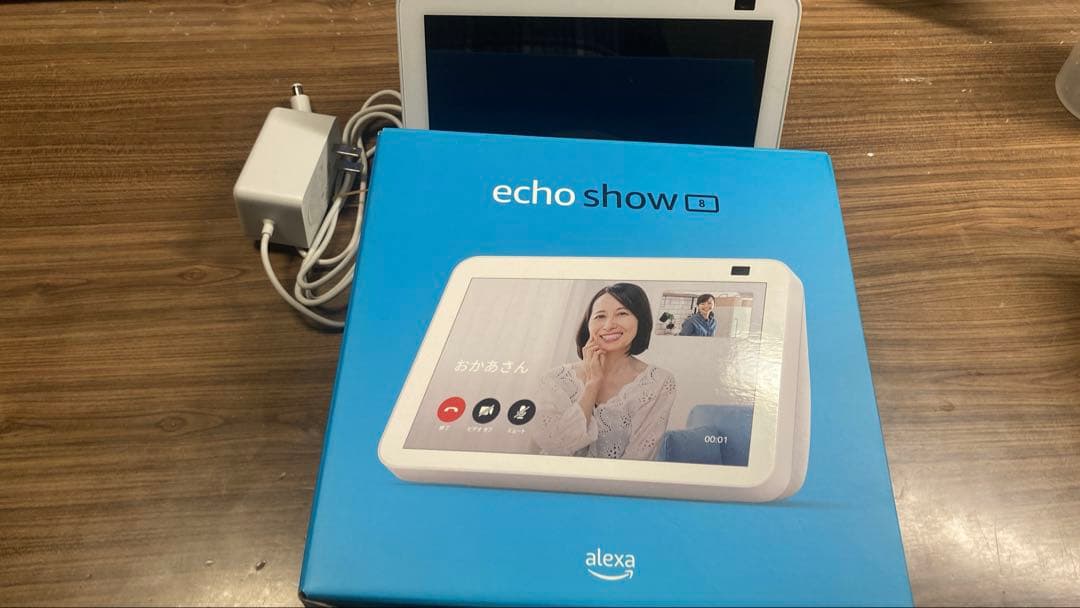 【値下げ】Amazon Echo Show 8（第二世代） 本体とACアダプター