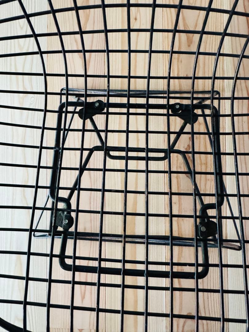 11月末日まで・ブラック メッシュワイヤーチェア