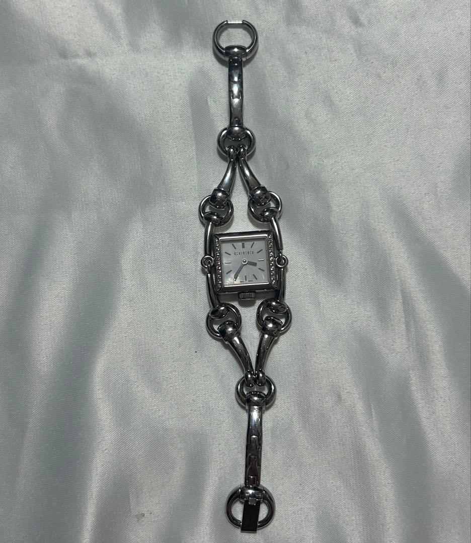 GUCCI グッチ シニョーリア ダイヤモンドベゼル/ホワイトパール文字盤 時計