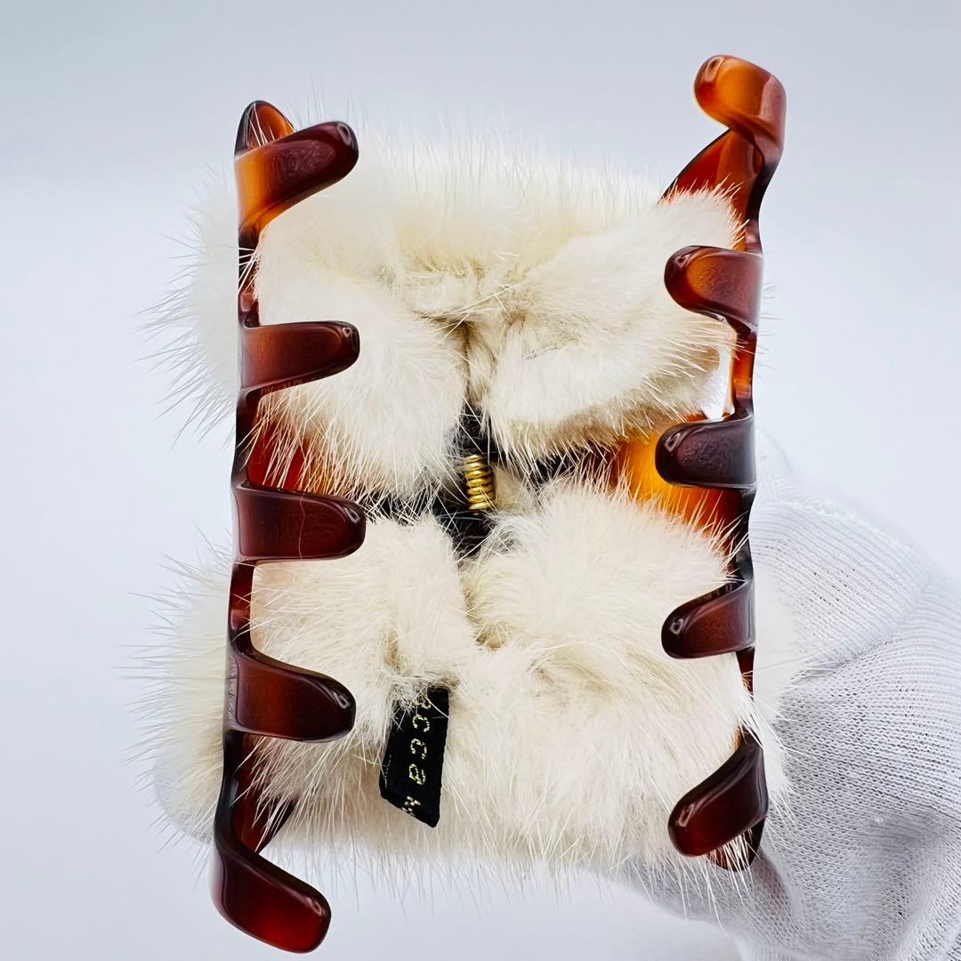 超美品　acca アッカ　ヘアクリップ　ベージュ　ミンクファー