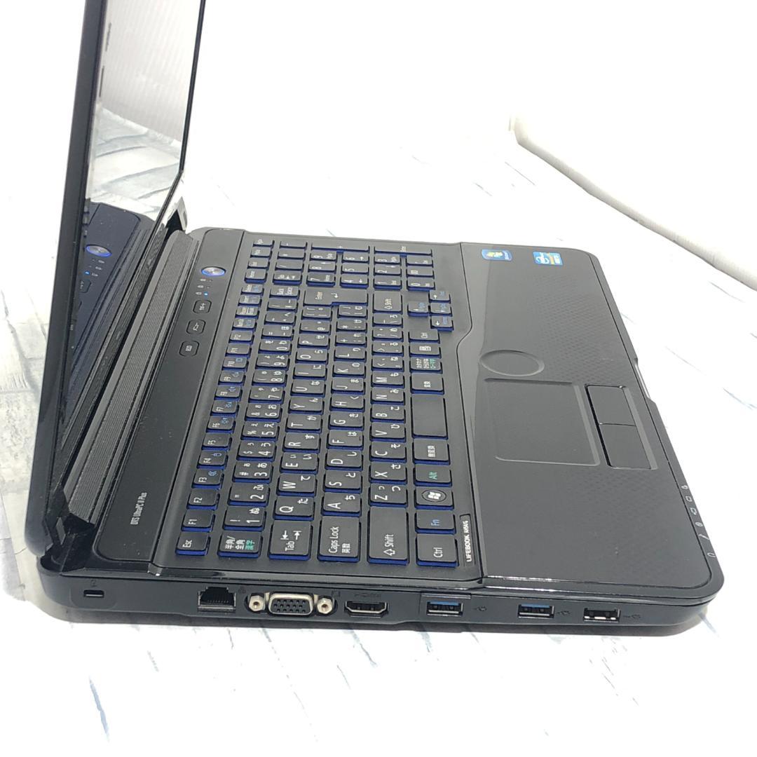 富士通 ノートパソコン本体 Core i5/640GB/8GB/Win10