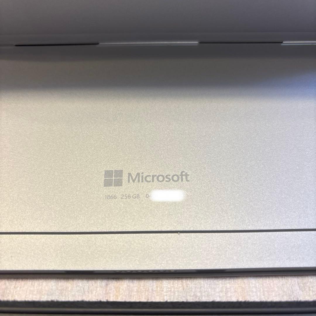 【週末限定】Microsoft Surface Pro 7 256GB 8GB