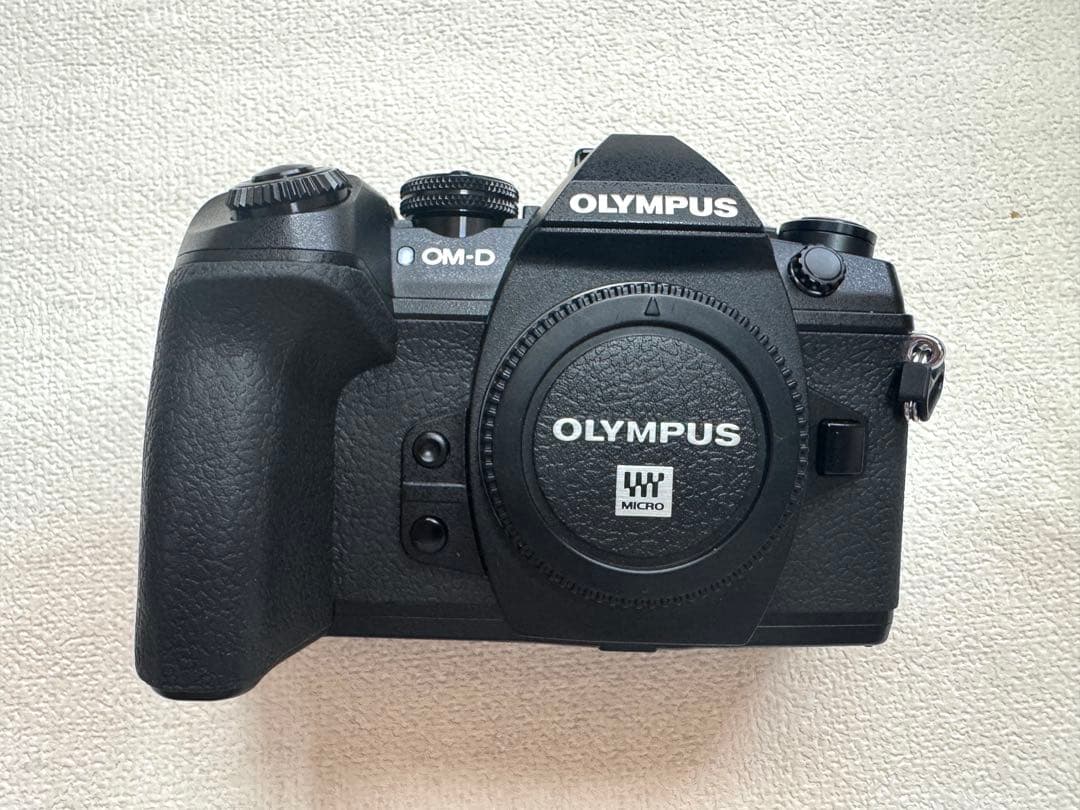 慎　OLYMPUS E-M1 markⅡ【シャッター回数16,843】