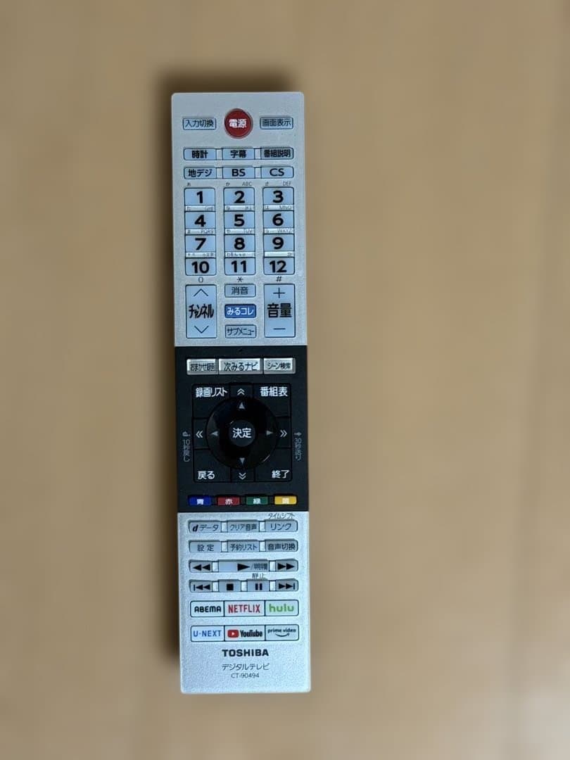 TOSHIBA REGZA（東芝 レグザ）液晶テレビ 32V34 / 32型