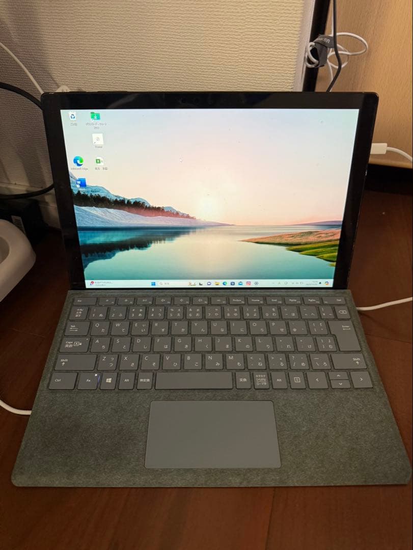 2020年 Microsoft Surface Pro 7 i7 Office