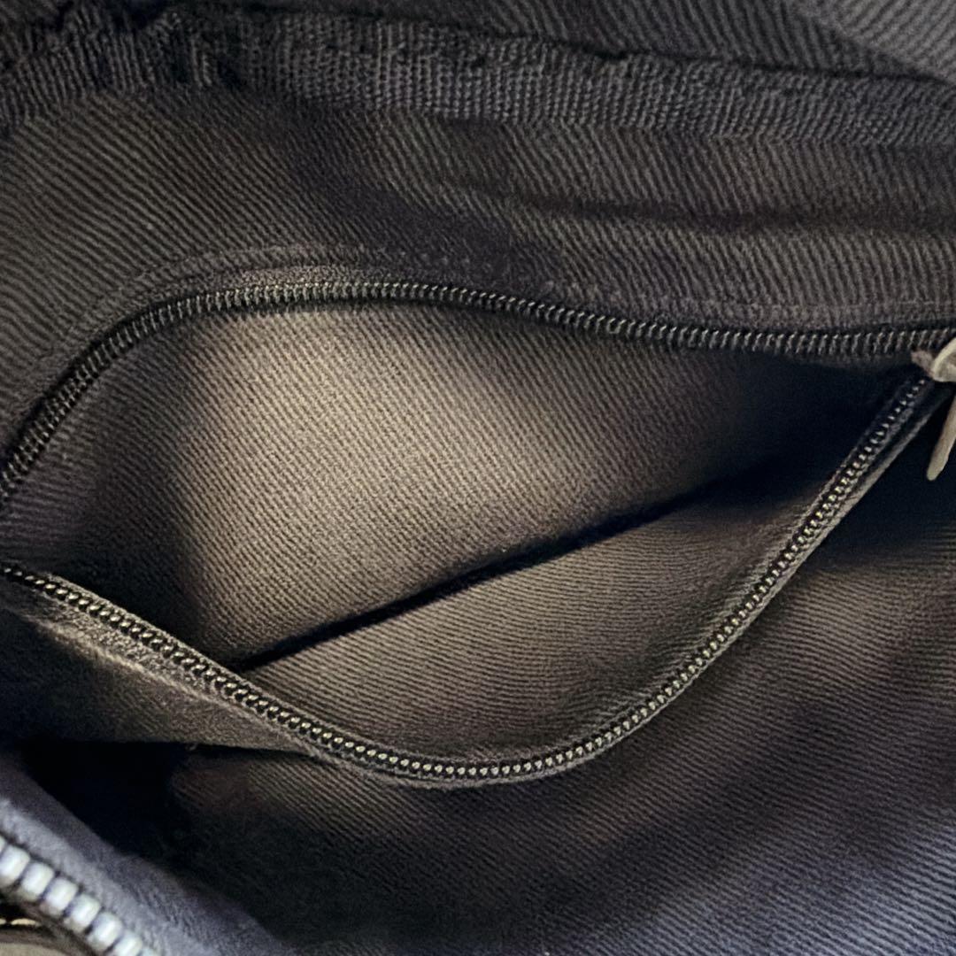 【希少】東洋エンタープライズ カーフレザー ボディバッグ スタッズ ブラック