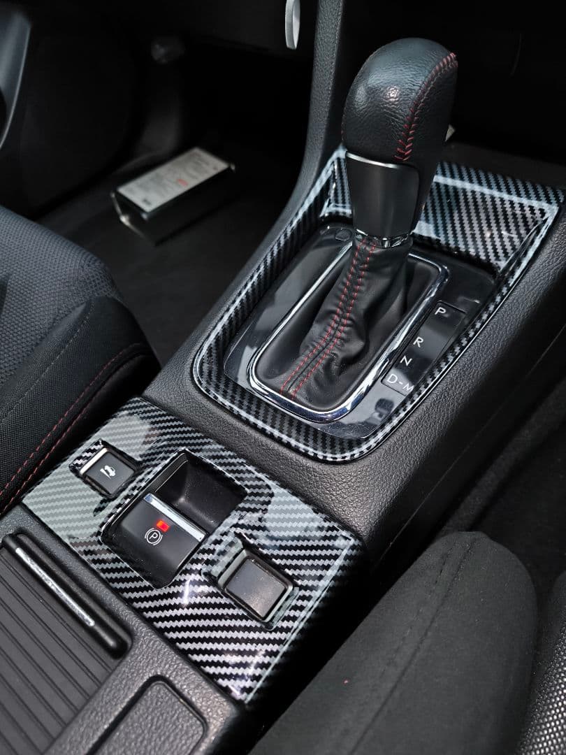 WRXS4（VAG）レヴォーグ（VM）カーボン調　シフト＆パーキングパネルセット