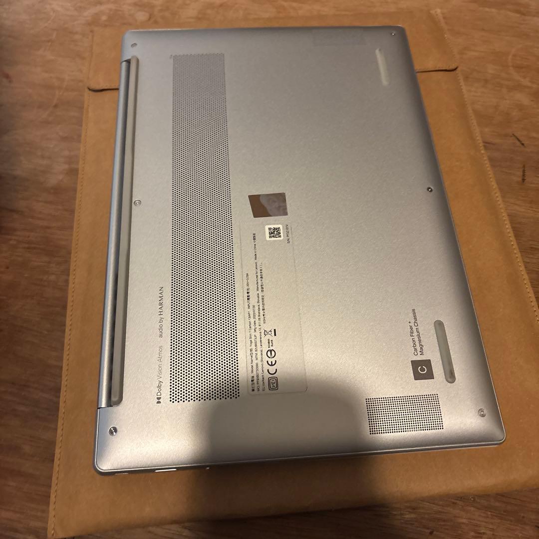 Lenovo Yoga 13.3インチ ノートPC 本体