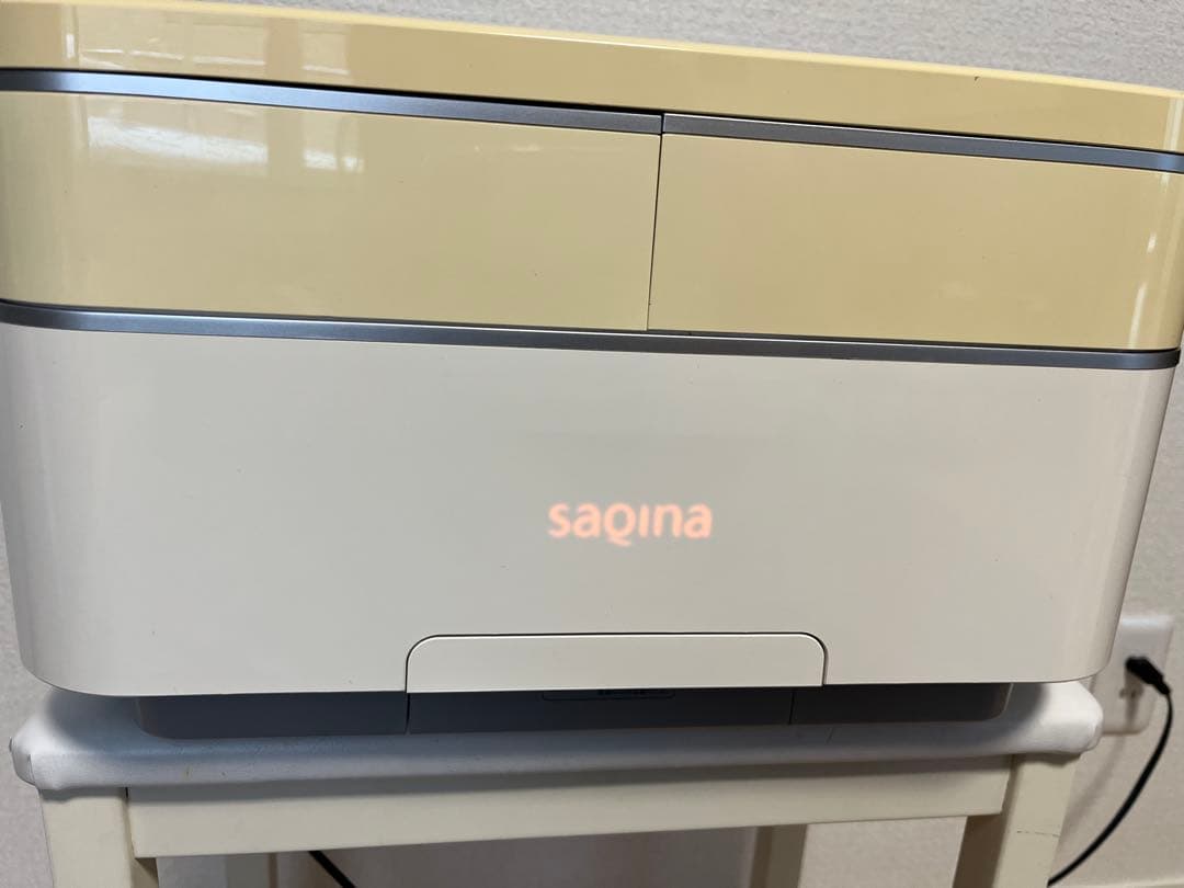 サキナ　ビジュー　使用感あります