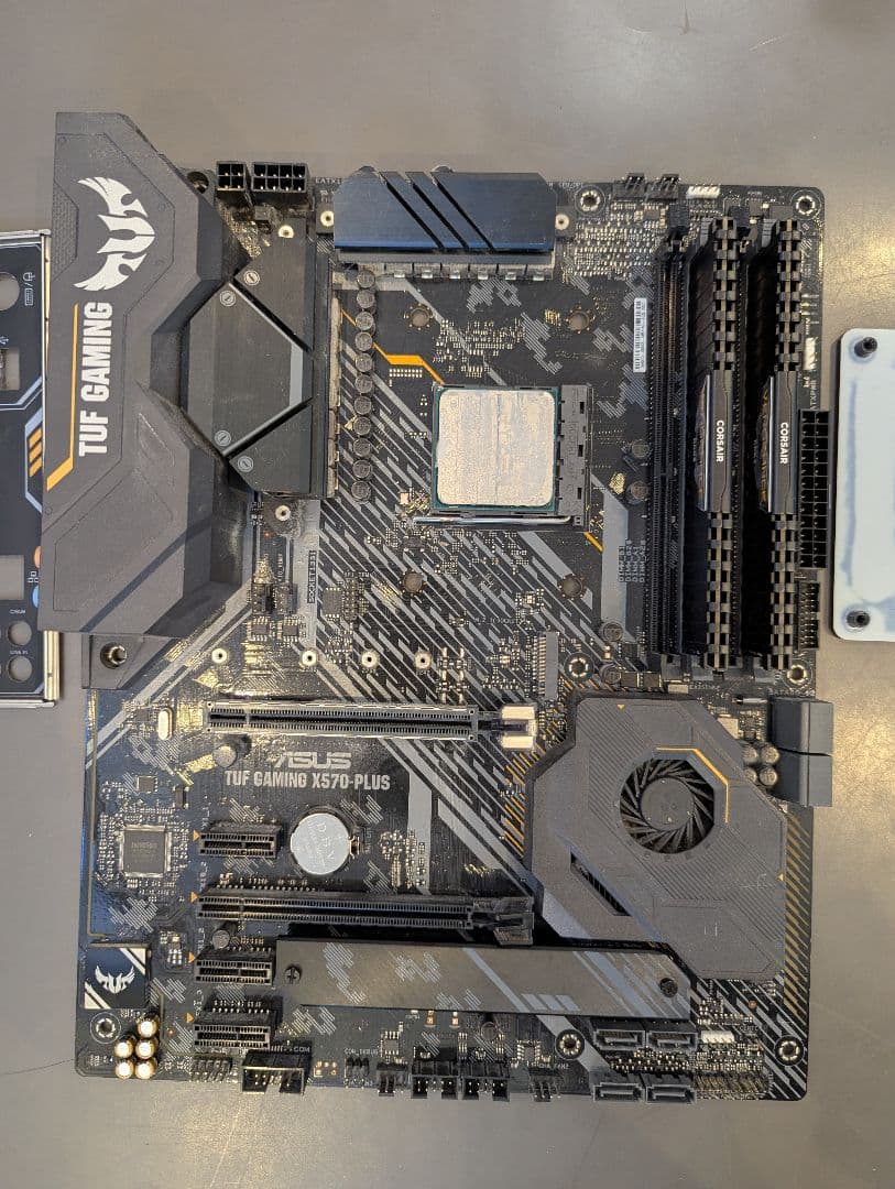 ASUS X570-PLUSマザーボード & Ryzen7 & 32GB RAM