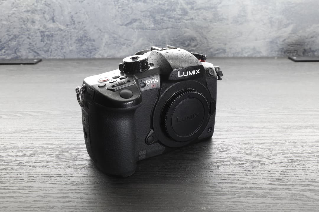 tokic Panasonic LUMIX GH5S カメラボディ