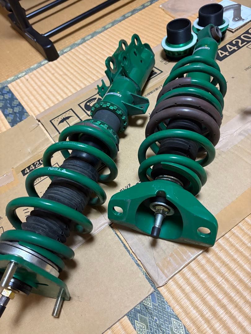 TEIN FLEX Z 80ハリアー サスペンションキット　テイン　車高調