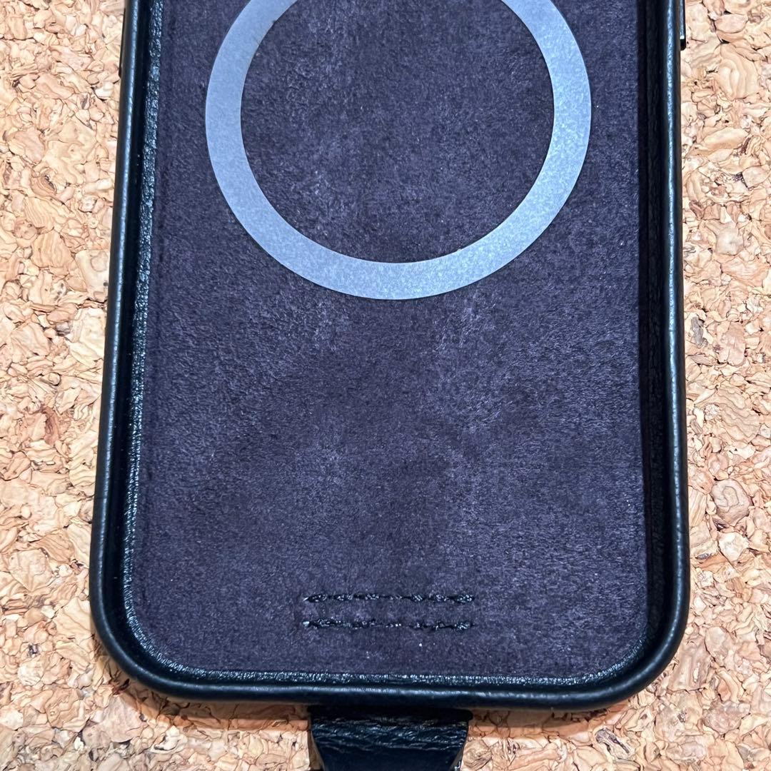 objcts.io カラビナ iPhone14ケース MagSafe レザー 黒