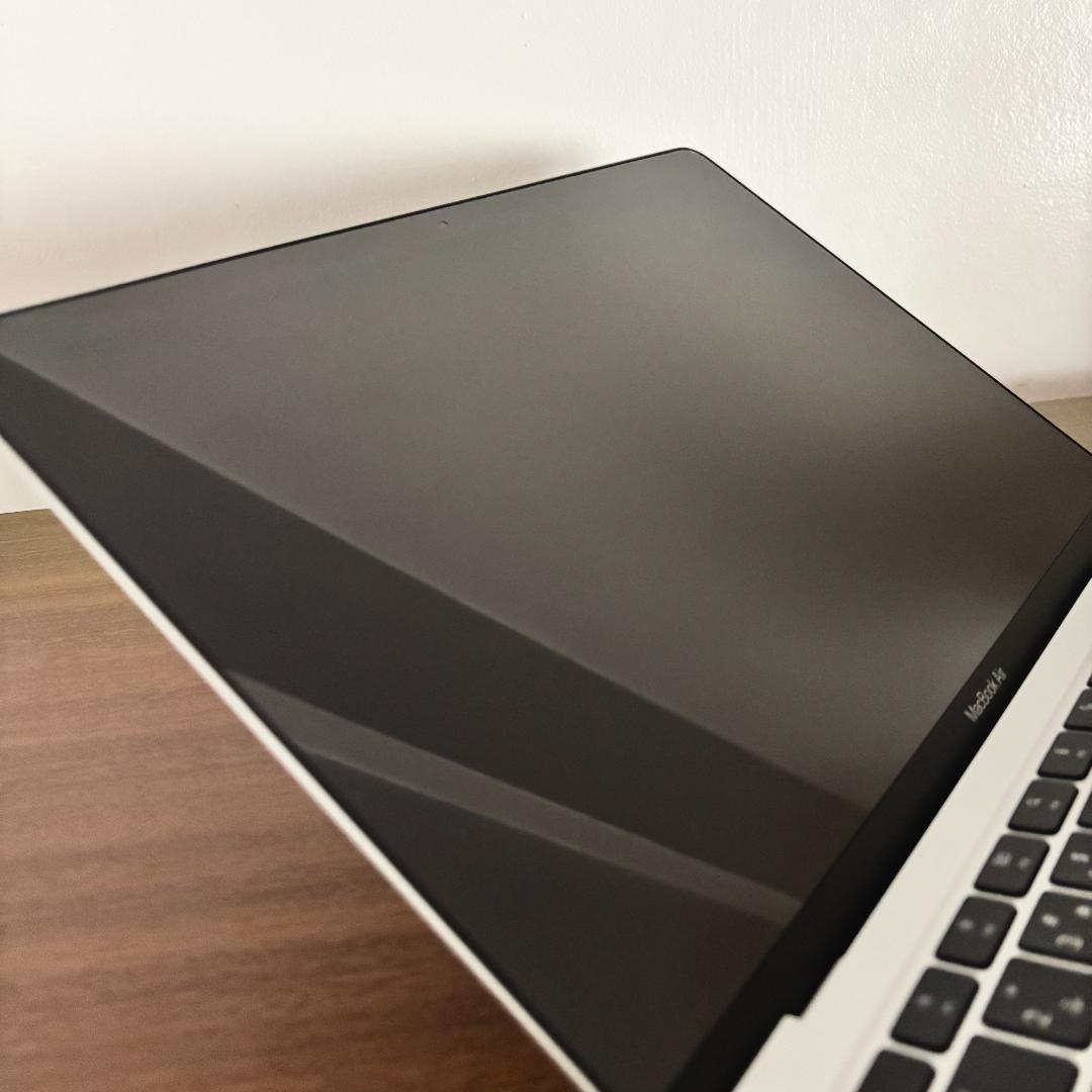 【美品】Macbook Air　M1／8MB／256GB