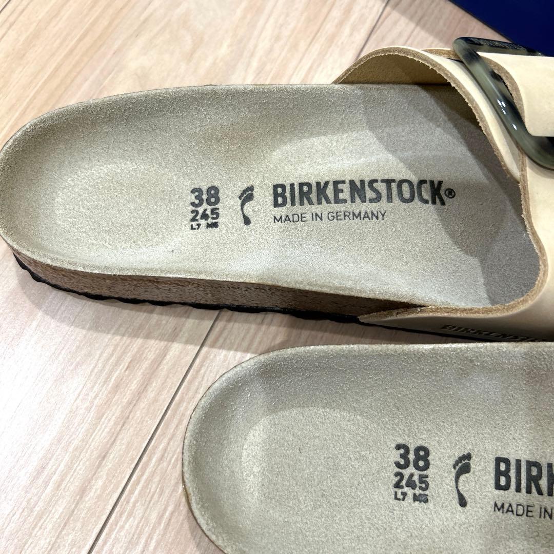 ビリケンシュトックサンダル⭐︎