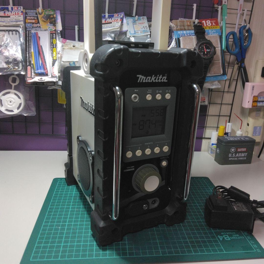 Makita MR100 ラジオスピーカー(ワイドFM対応）