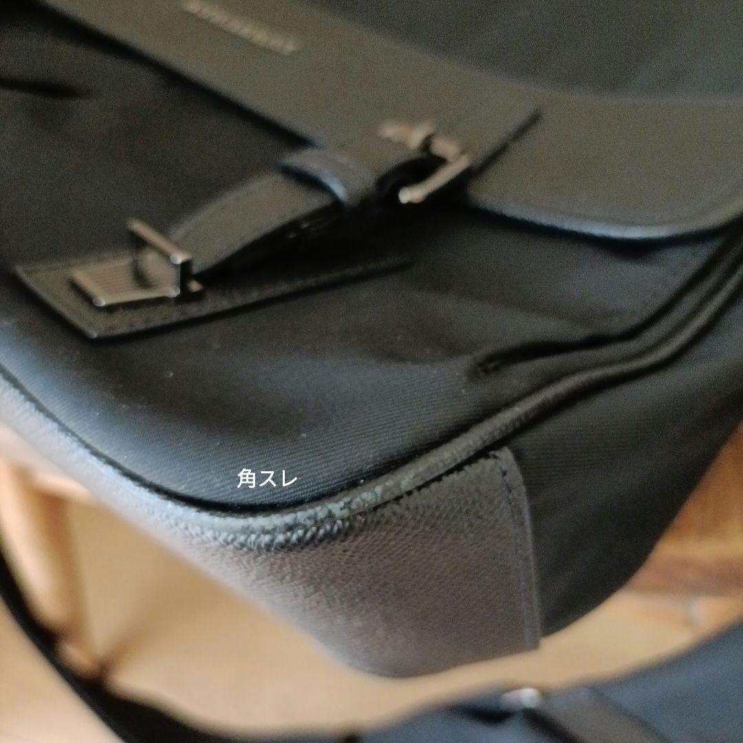 BURBERRY　メッセンジャーバッグ 　ショルダーバッグ　ナイロン/レザー