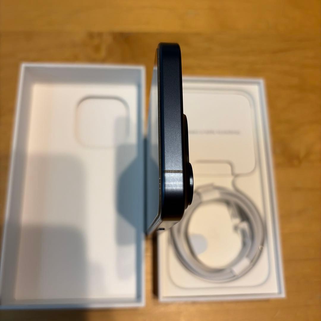 iPhone15 Pro ブルーチタニウム　128GB