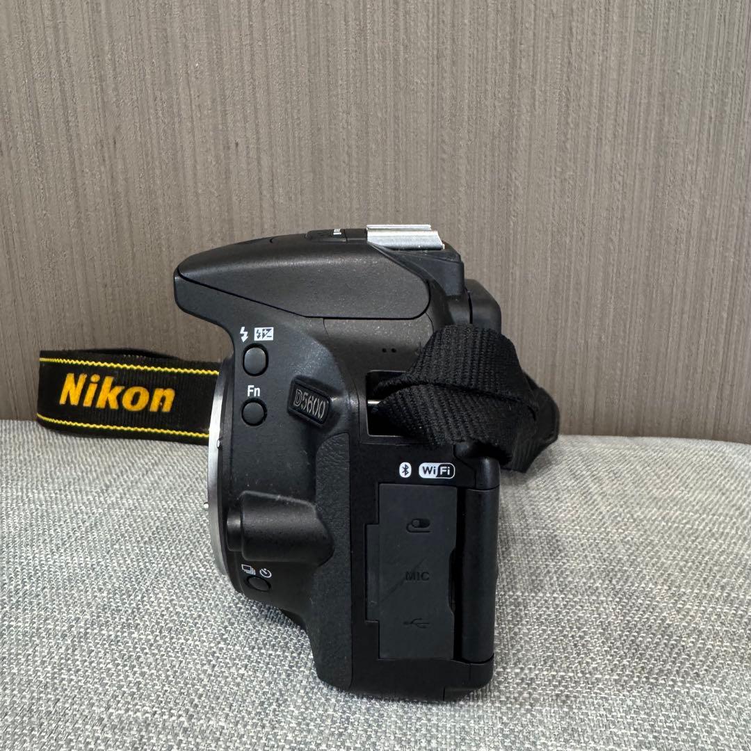 Nikon D5600 ダブルズームキット