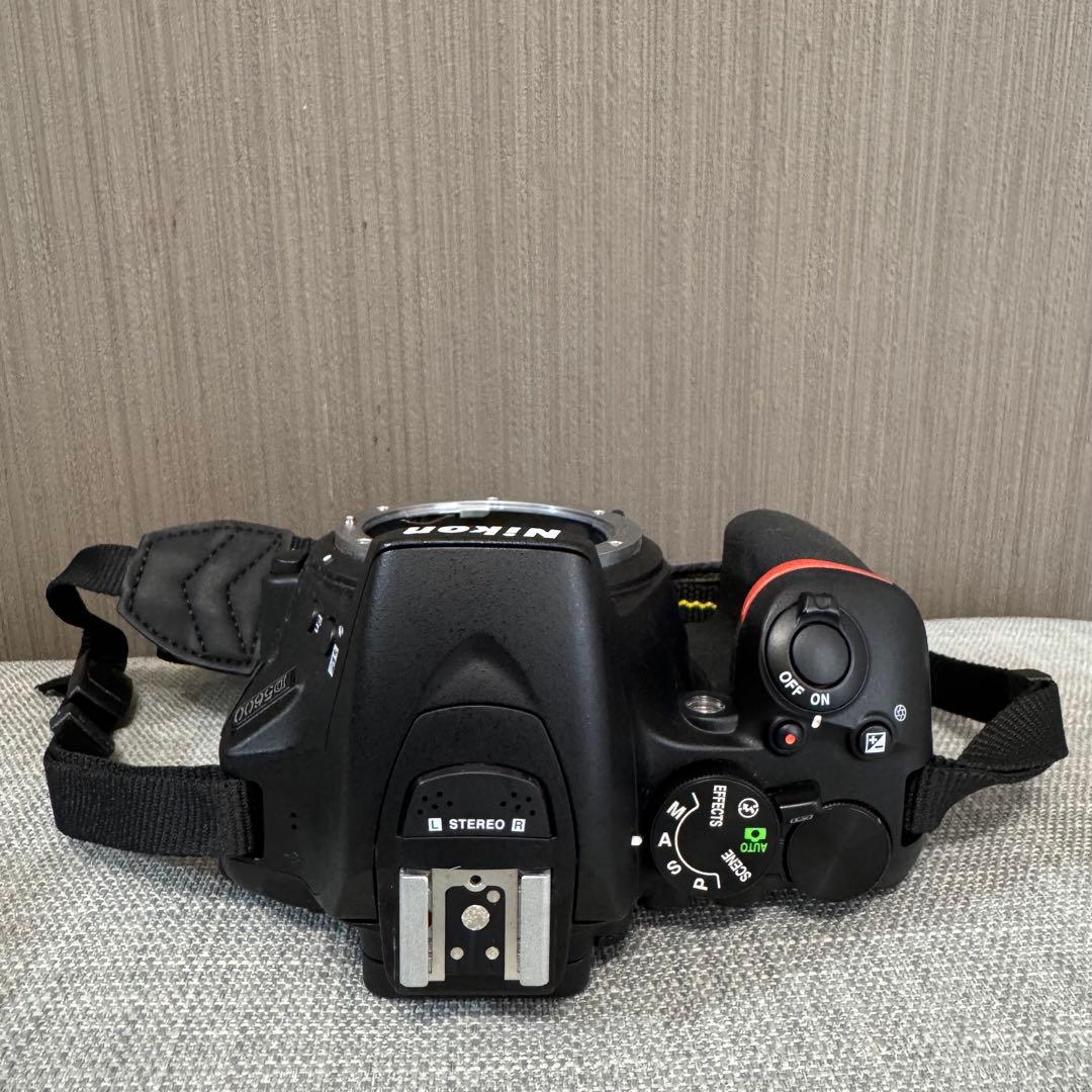 Nikon D5600 ダブルズームキット