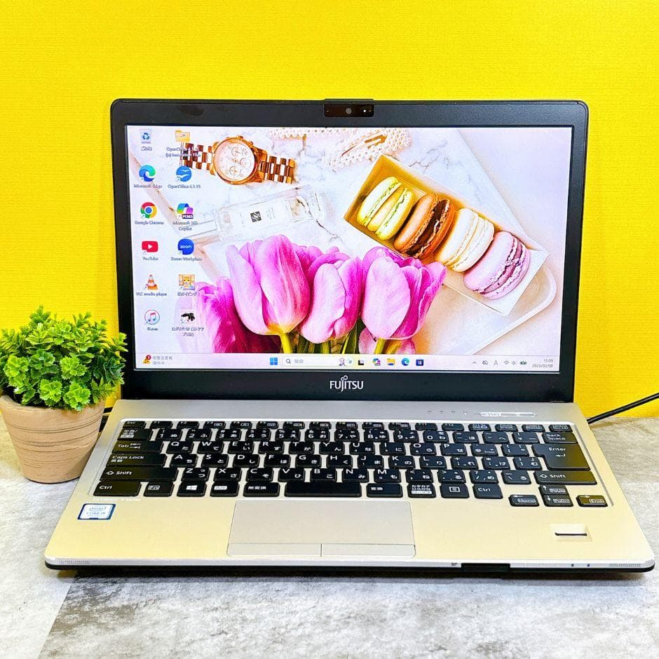 きれいな小型軽量❣ｉ5✨SSDで快適✨フルHD カメラ 薄型 Windows11