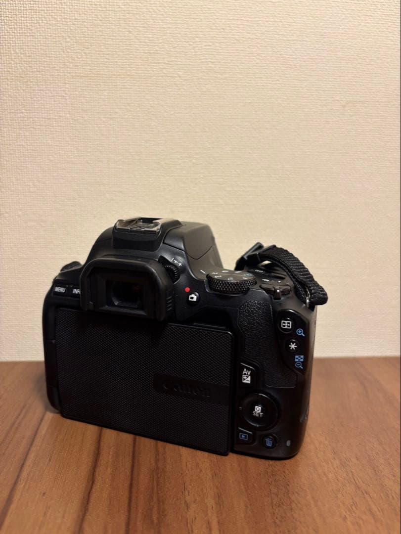 canon eos kiss x10 望遠レンズ付