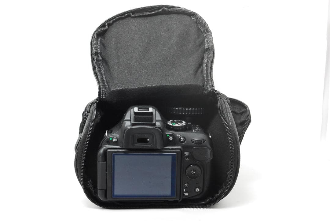 バック付き　Nikon D5200 Wi-Fi対応 望遠VRレンズセット