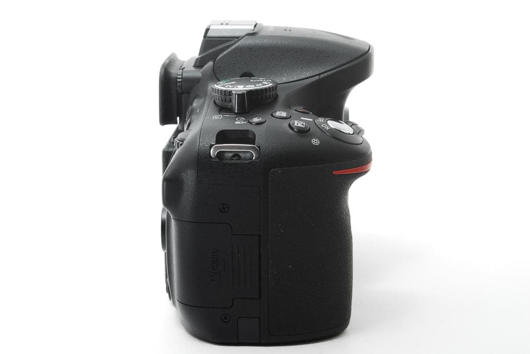 バック付き　Nikon D5200 Wi-Fi対応 望遠VRレンズセット